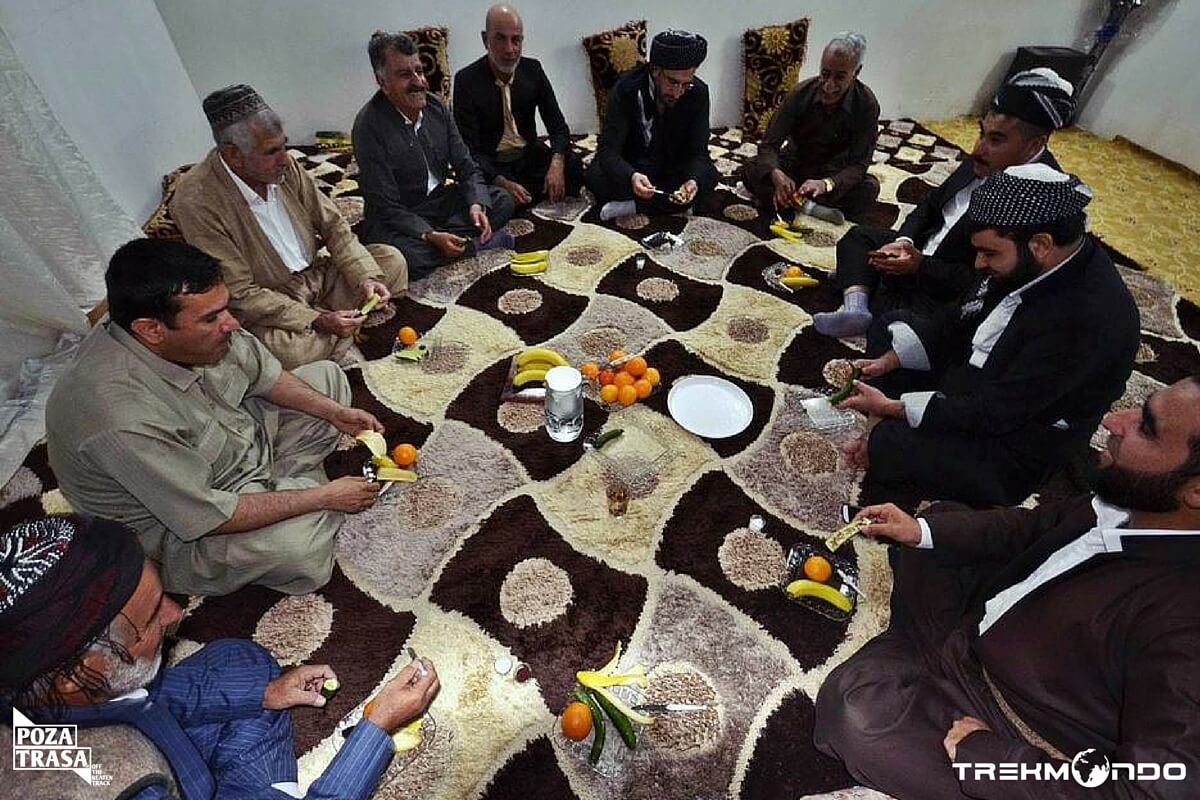 sufizm to zbiorcze określenie dla wielu mistycznych nurtów w islamie. sufizm to zbiorcze określenie dla wielu mistycznych nurtów w islamie.