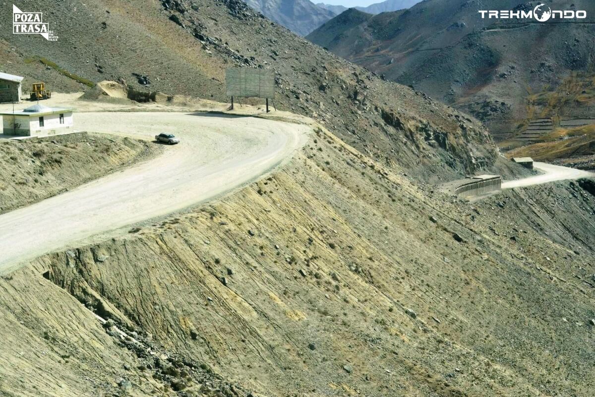 Droga do Tunelu Salang Droga do Tunelu Salang