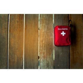 Co powinna zawierać apteczka turystyczna?